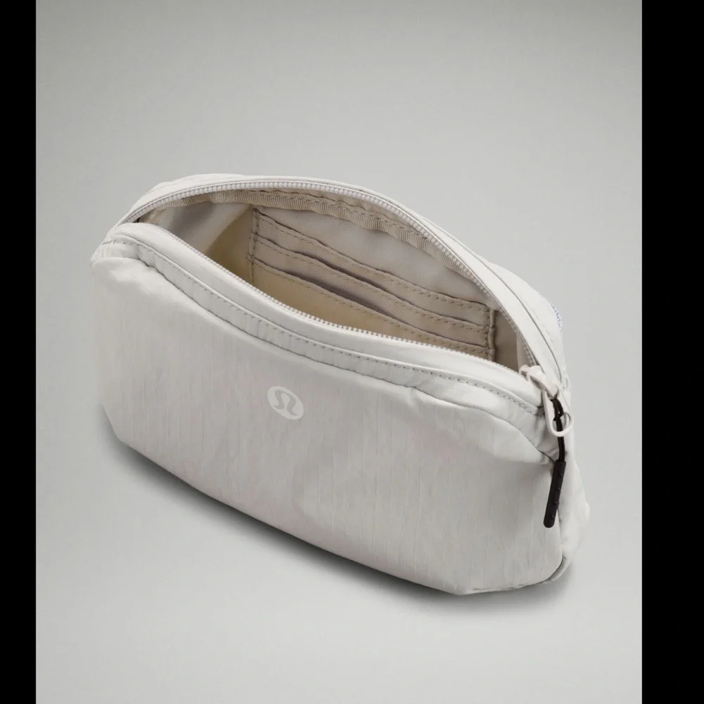 NWT Lululemon Pack and Go Multi Wear Bag